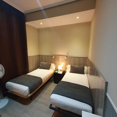 Ch Plaza D'Ort Rooms IV Madrid Exteriör bild